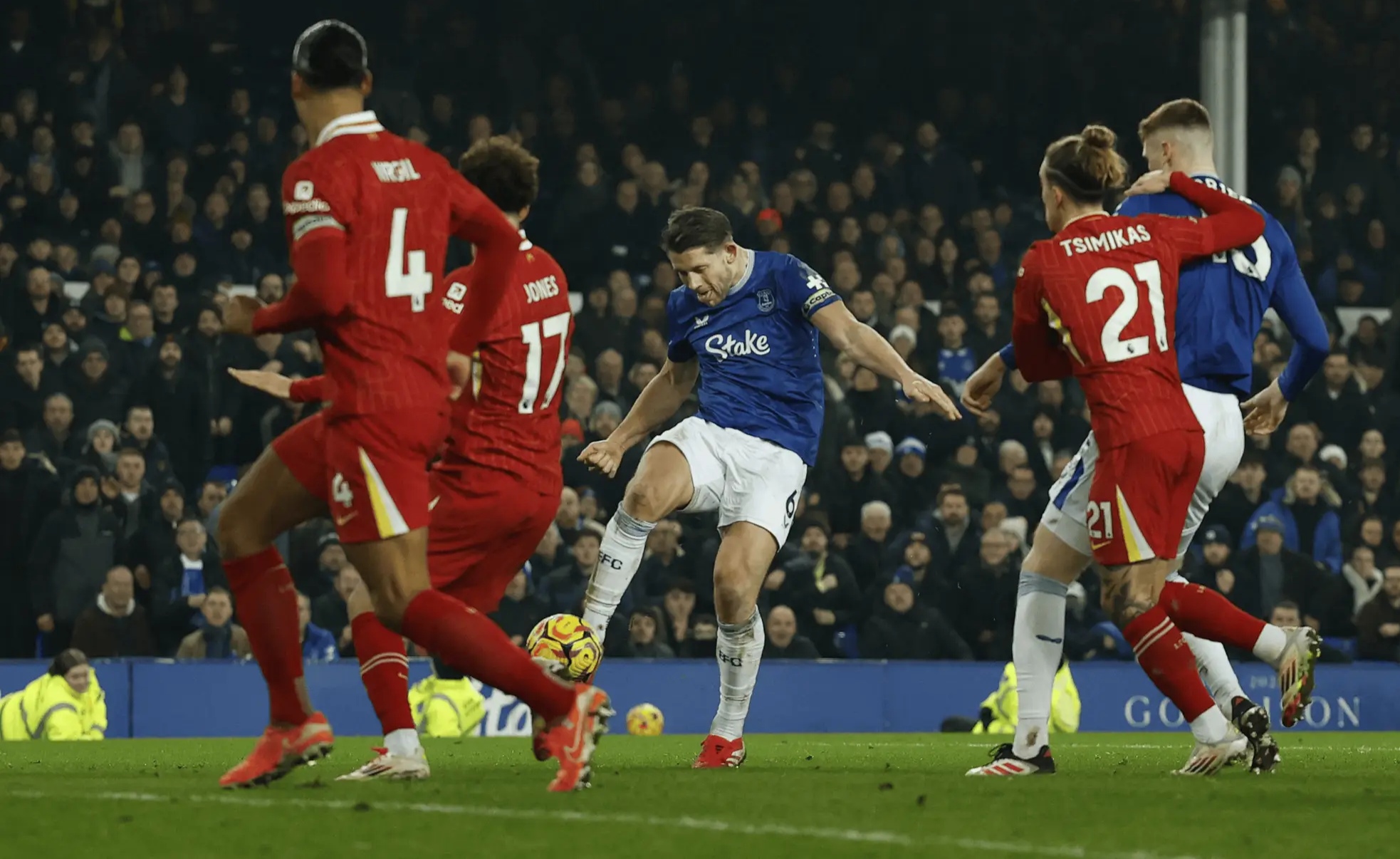 关于伯明翰城主场失利,英超保级形势再次动摇的信息 关于伯明翰城主场失利,英超保级形势再次动摇的信息