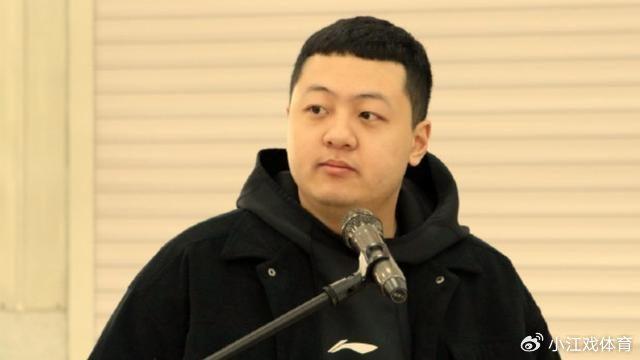 世俱杯改制-重庆男篮客场失利,困境难解