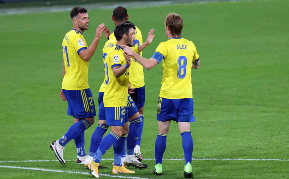 格拉纳达主场失利，连续遭遇三连败