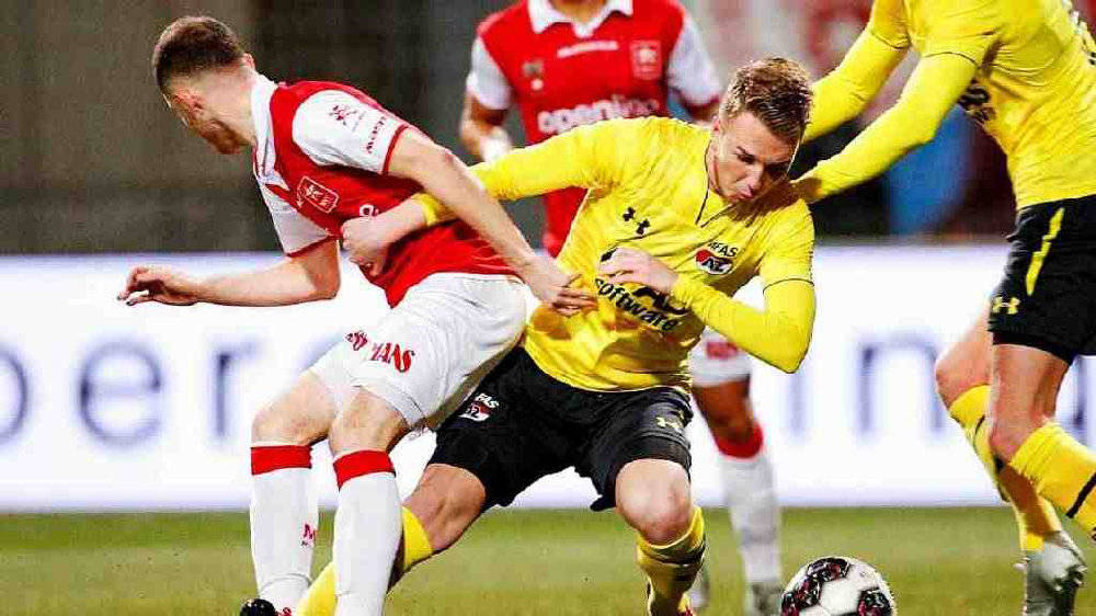 世俱杯分组-斯图加特队意外惨败，战绩出现波动