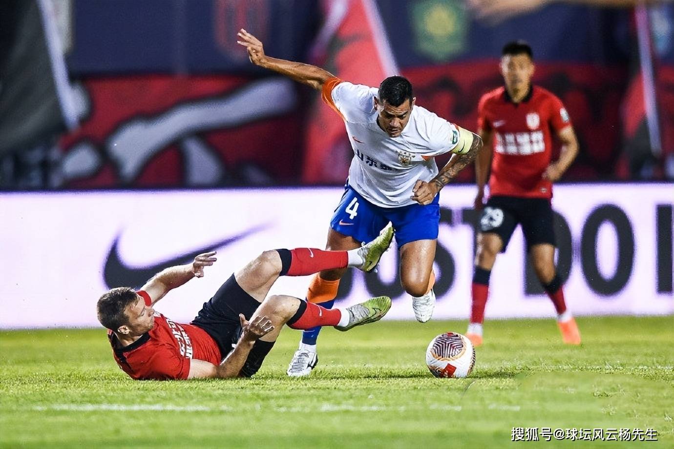 关于比分不胜理想，球队迫切求胜的信息