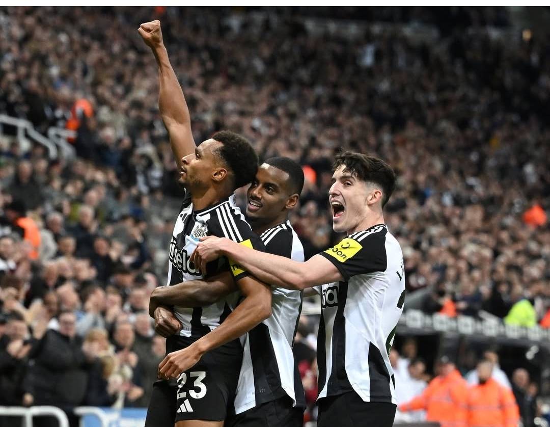 关于纽卡斯尔客场逼平对手，保持不败的信息