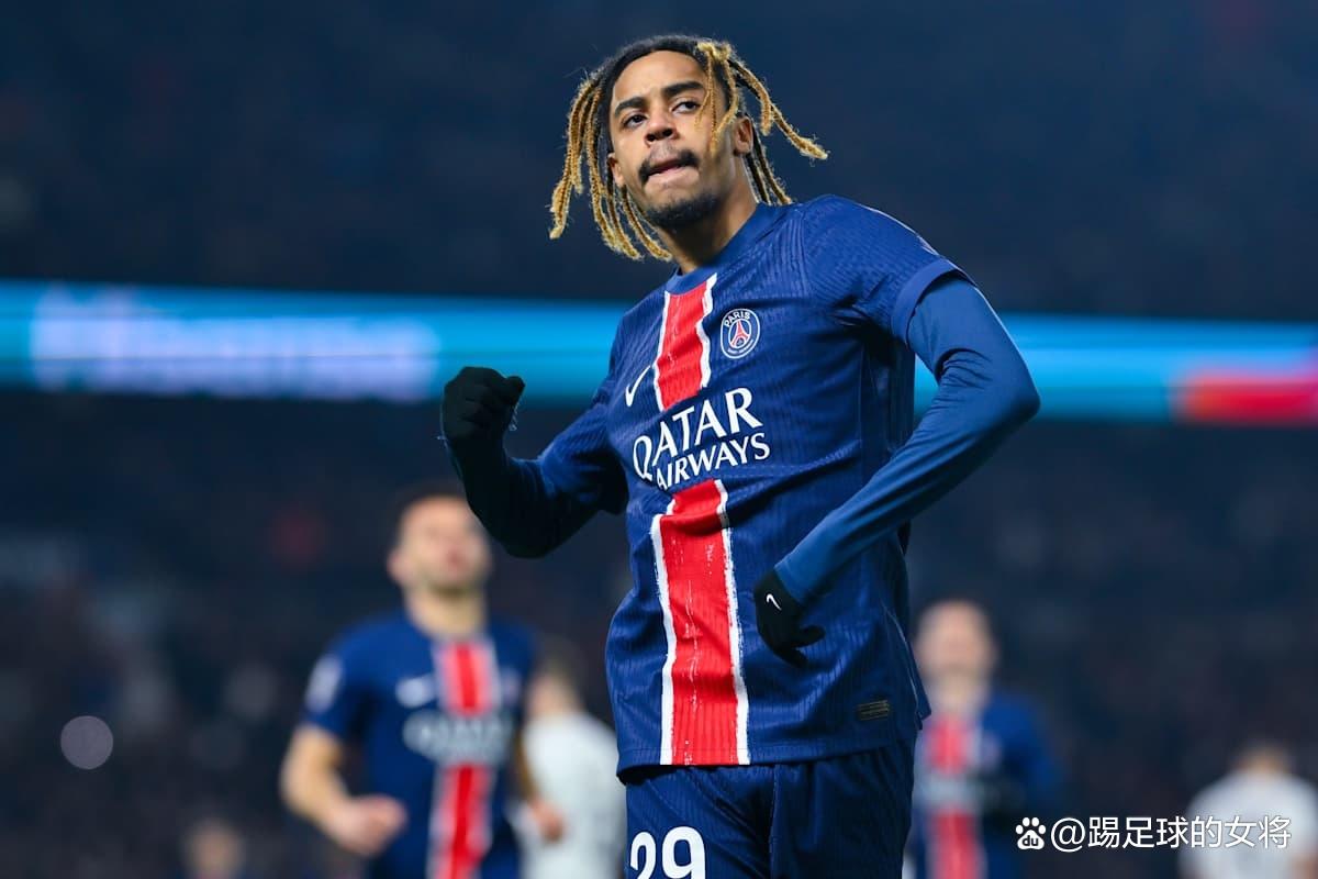 包含巴黎圣日耳曼客场不敌里尔，遭遇失利的词条