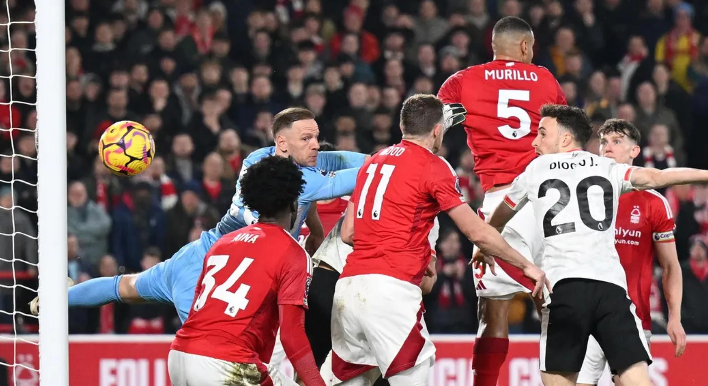 世俱杯官网-斯托克城客场告捷,英超保级希望重燃