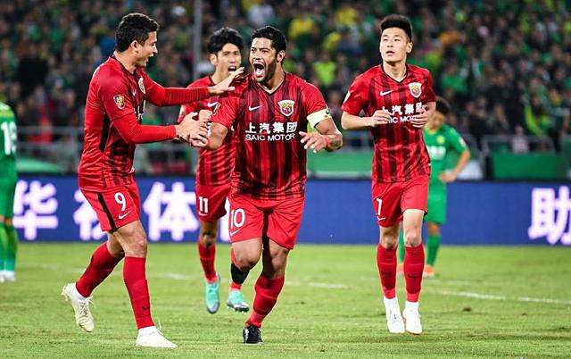 上港主场不敌恒大，遗憾告负遭遇颠簸的简单介绍