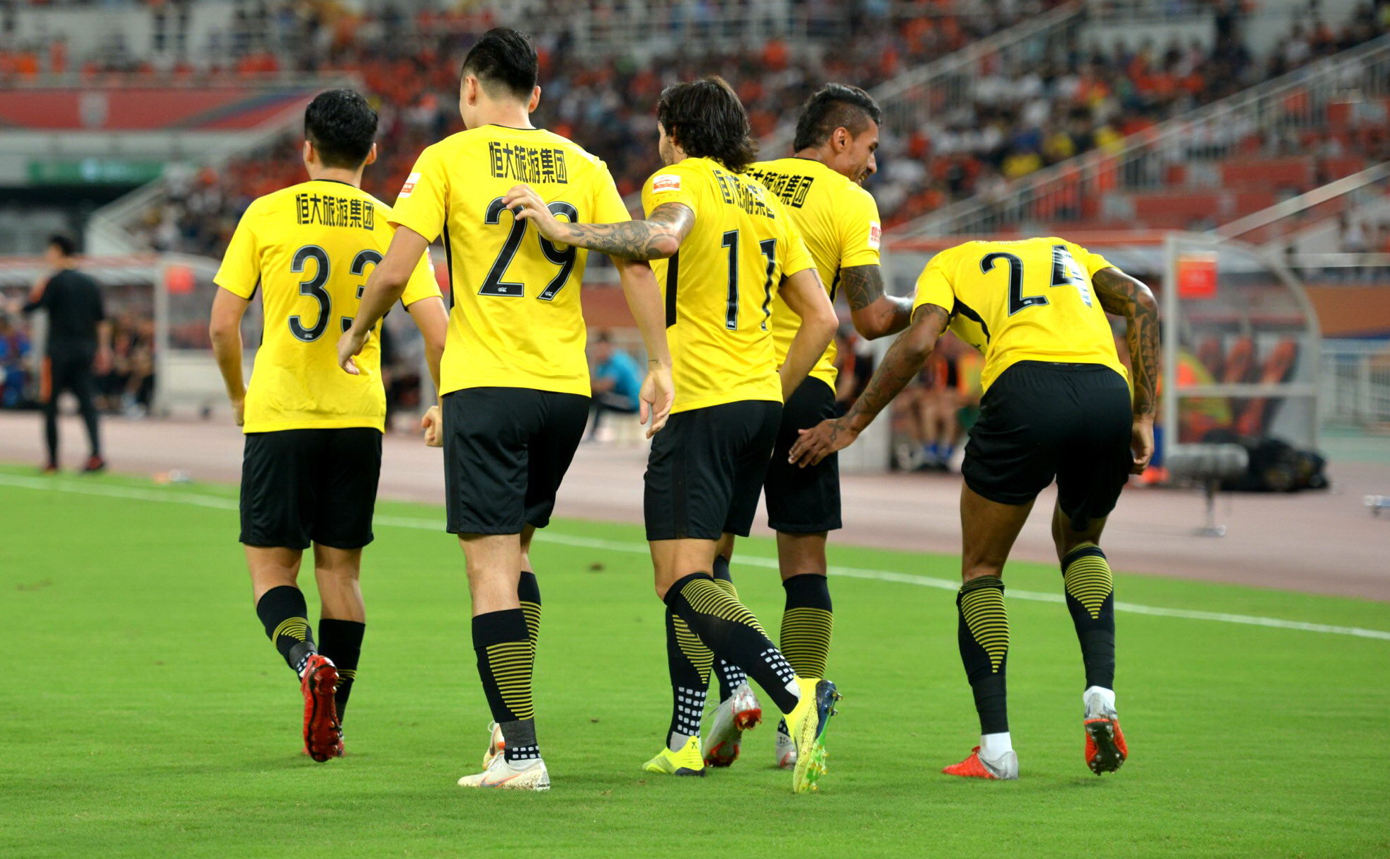 世俱杯冠军-鲁能客场大胜华夏，将积分榜排名超越对手