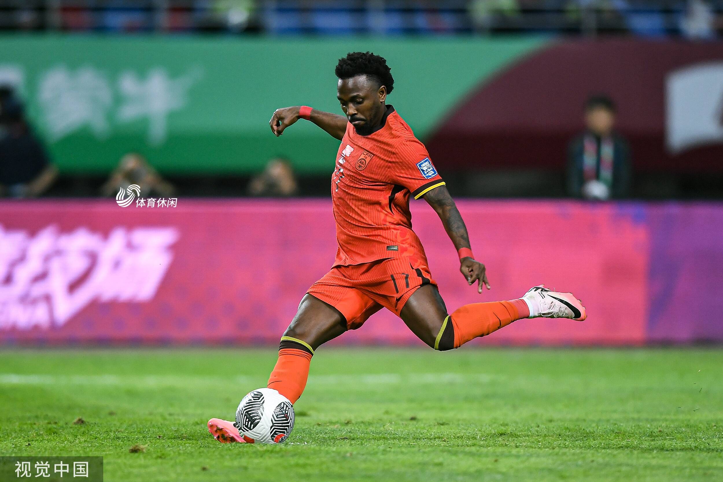 关于格拉纳达客场逼平,保持不败势头的信息 关于格拉纳达客场逼平,保持不败势头的信息