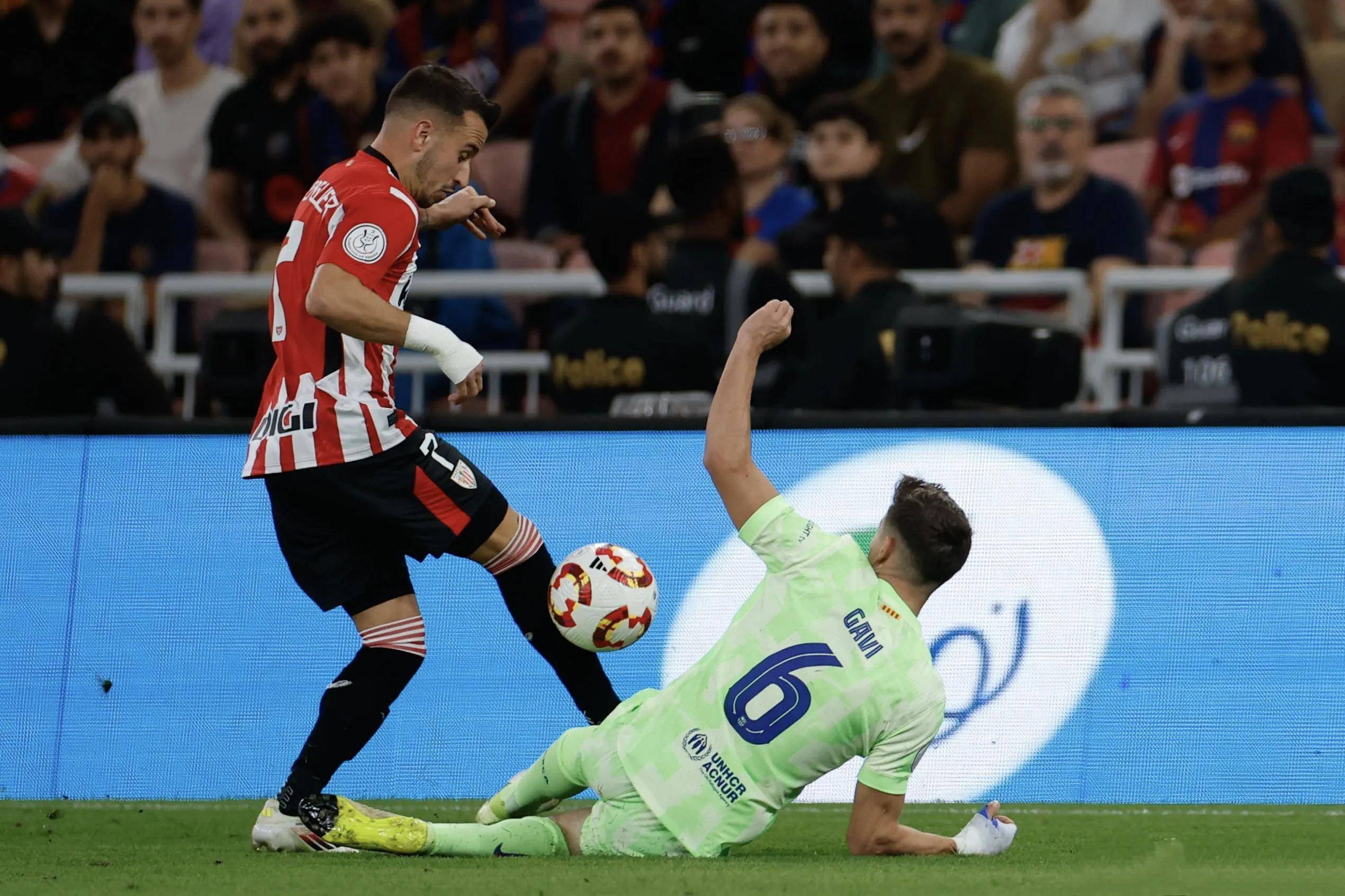 世俱杯冠军-巴萨再次客场失利,遭遇两连败