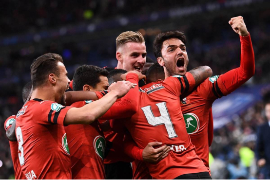 甘冈队战术明智,法甲排名逐渐攀升 甘冈队战术明智,法甲排名逐渐攀升