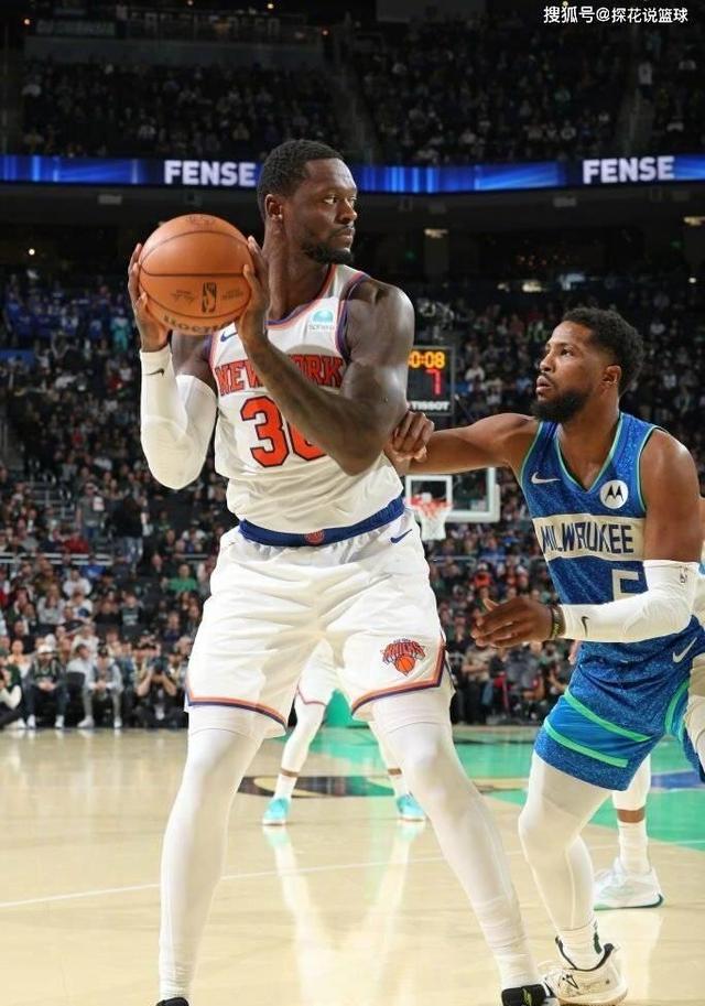 雄鹿球星在比赛中连砍30+表现抢眼