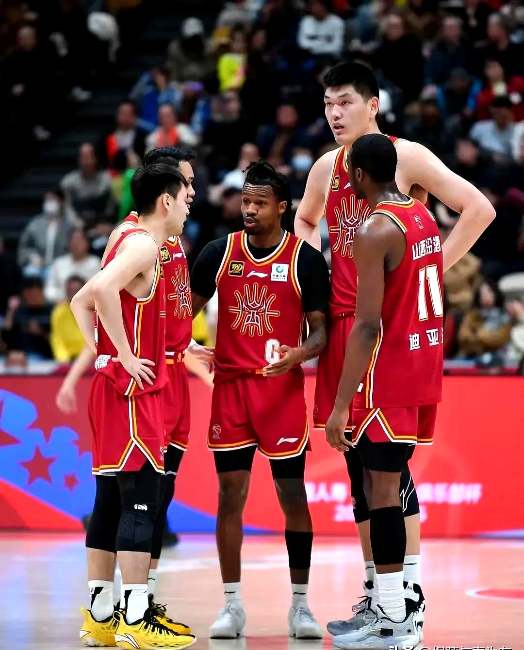 球队实力对决展现出色的竞技水平