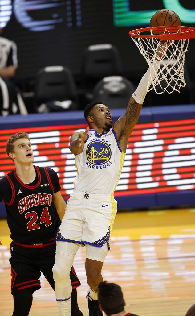 勇士再胜公牛,继续引领西部排行榜 勇士再胜公牛,继续引领西部排行榜