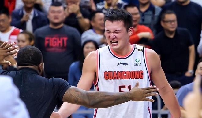 世俱杯决赛-关于广东宏远背靠背作战,考验球员体能的信息