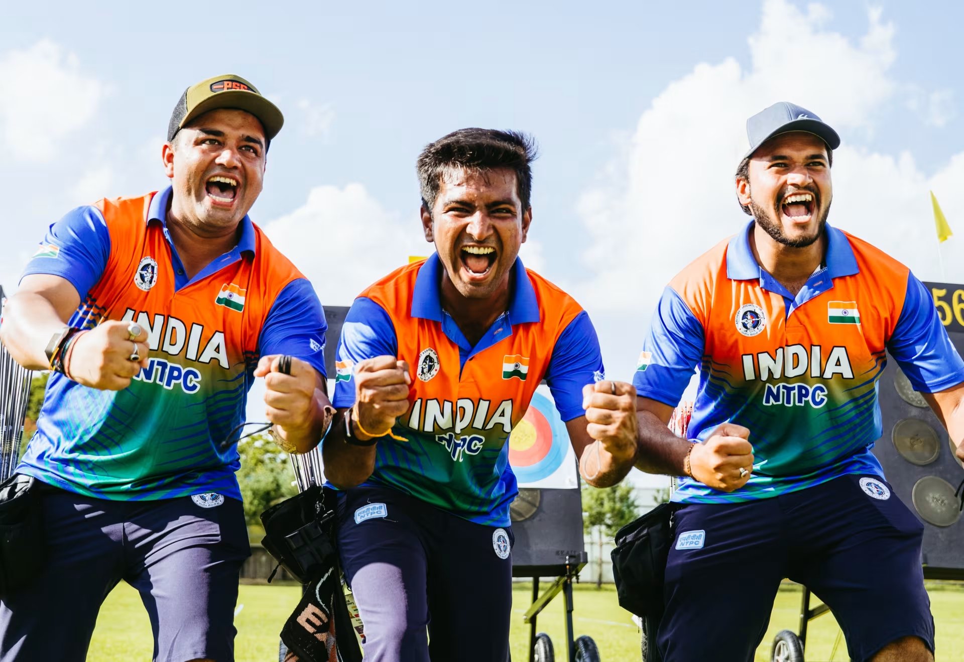 射箭比赛激烈,法国选手夺冠 射箭比赛激烈,法国选手夺冠